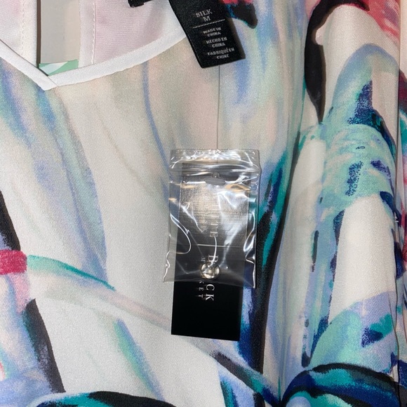 blouse - Picture 2 of 3